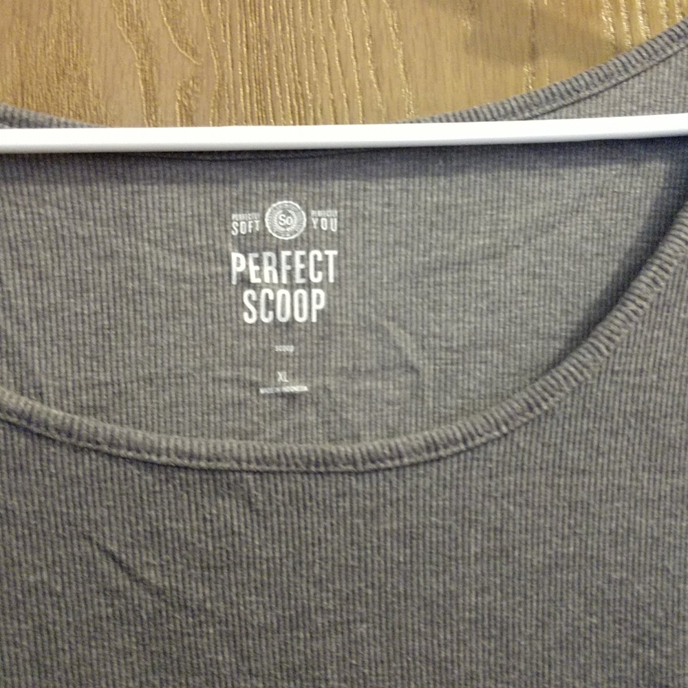 Shirt - Picture 2 of 2